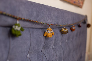 Mini-Sweater Garland: FALL