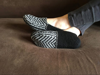 Black and Gray Mens Slipper Socks - No Suede