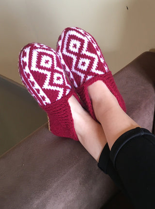 Maroon and White Slipper Socks - No Suede